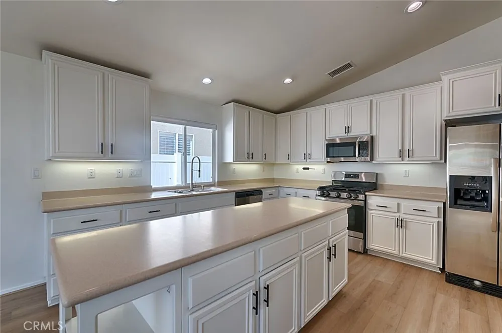 30291 Mondavi Circle Murrieta, CA 92563