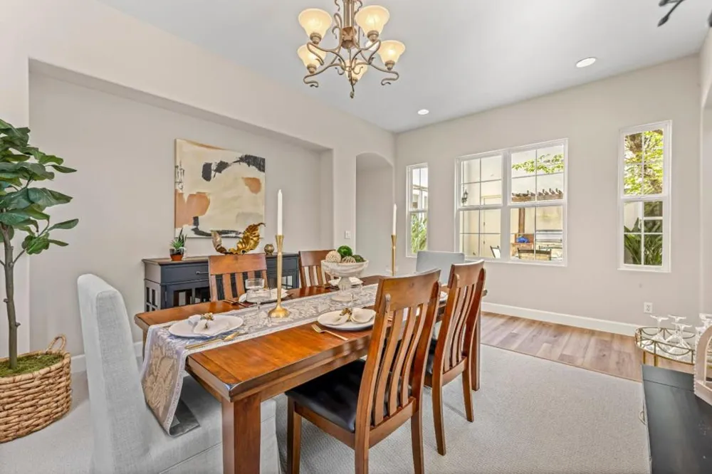 2520 Club Drive Gilroy, CA 95020