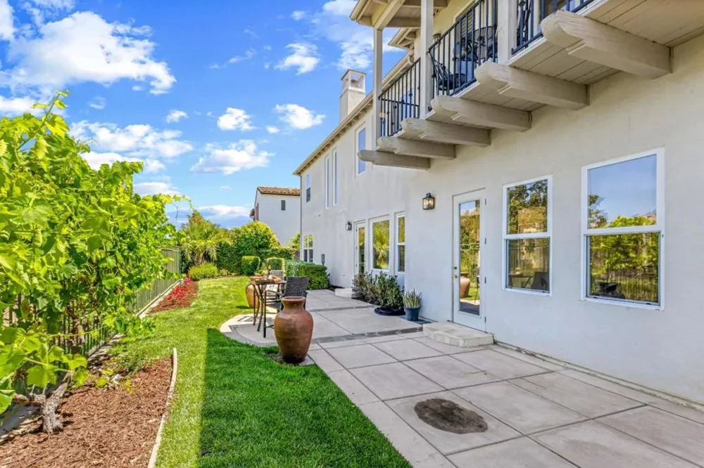 2520 Club Drive Gilroy, CA 95020