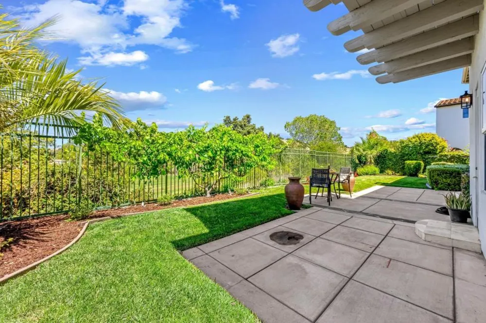 2520 Club Drive Gilroy, CA 95020