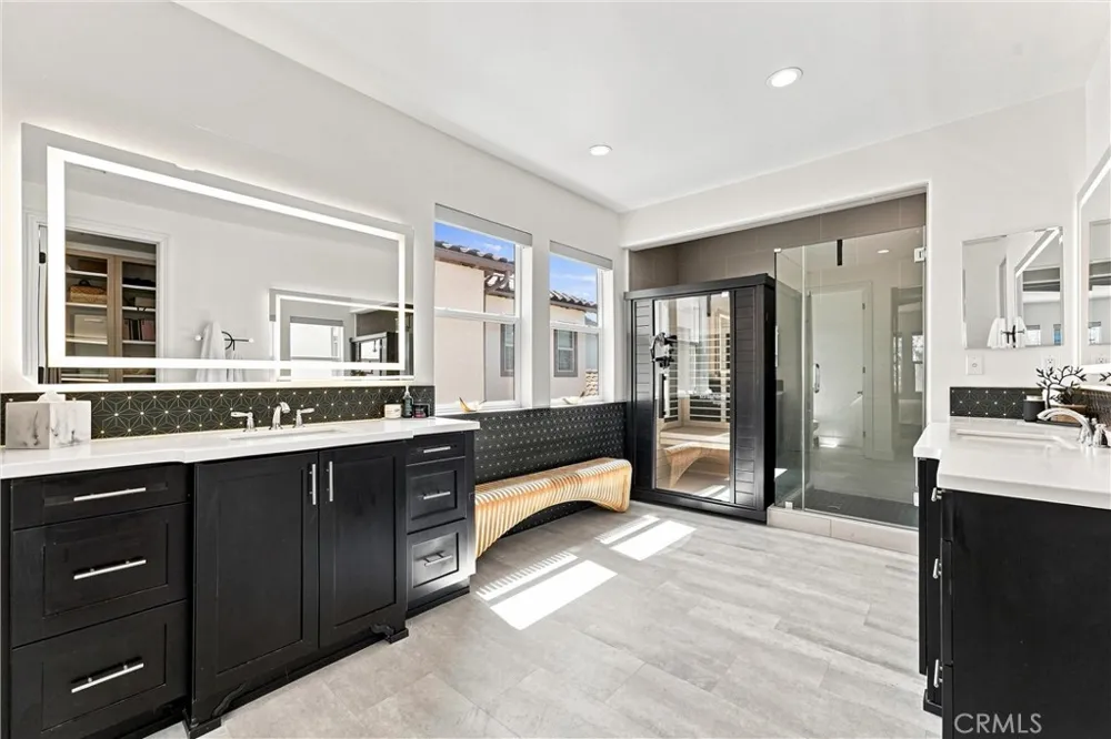 116 Patton Way Tustin, CA 92782