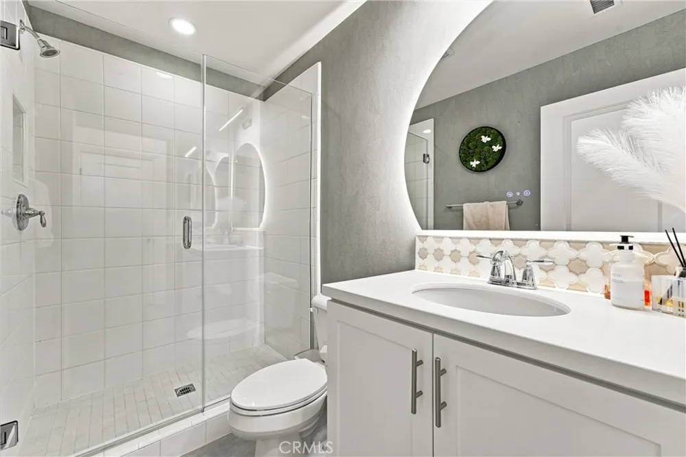 116 Patton Way Tustin, CA 92782