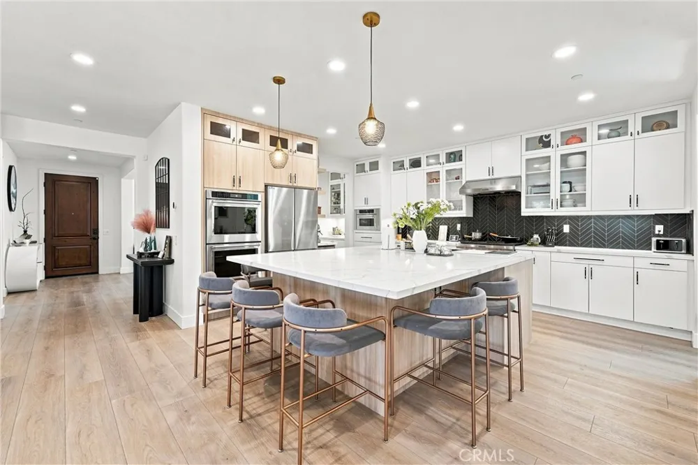 116 Patton Way Tustin, CA 92782