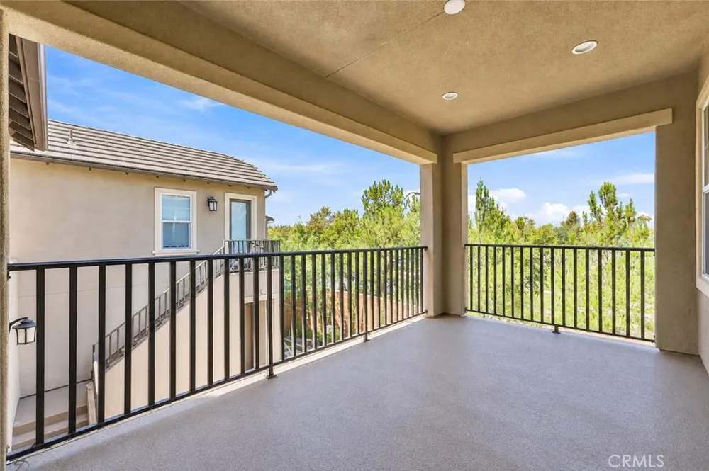 116 Patton Way Tustin, CA 92782