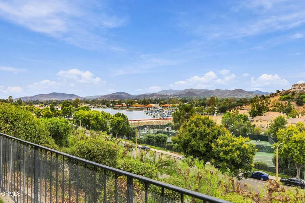 3222 Meadow Oak Drive Westlake Village, CA 91361