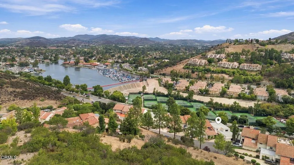3222 Meadow Oak Drive Westlake Village, CA 91361
