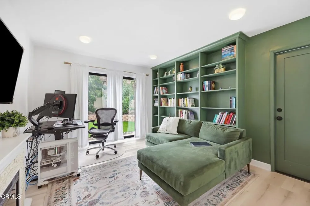 3222 Meadow Oak Drive Westlake Village, CA 91361