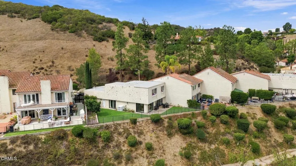 3222 Meadow Oak Drive Westlake Village, CA 91361