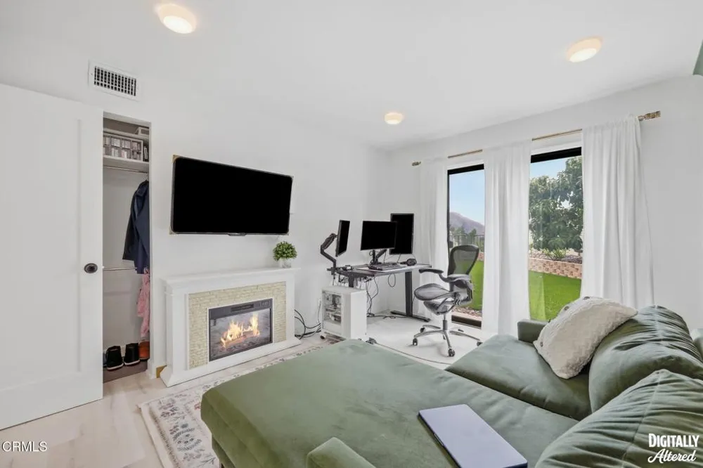 3222 Meadow Oak Drive Westlake Village, CA 91361