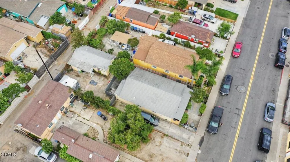 141 S Hayes Avenue Oxnard, CA 93030