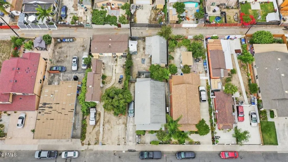 141 S Hayes Avenue Oxnard, CA 93030