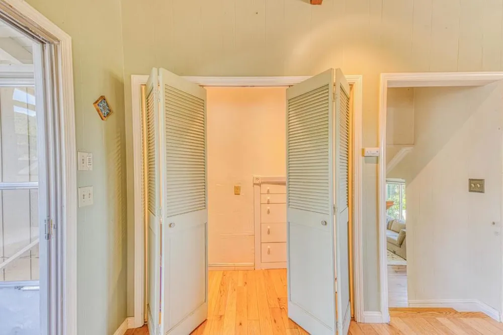 394 Mesa Road Salinas, CA 93908