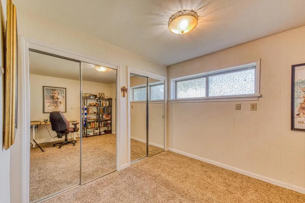 394 Mesa Road Salinas, CA 93908