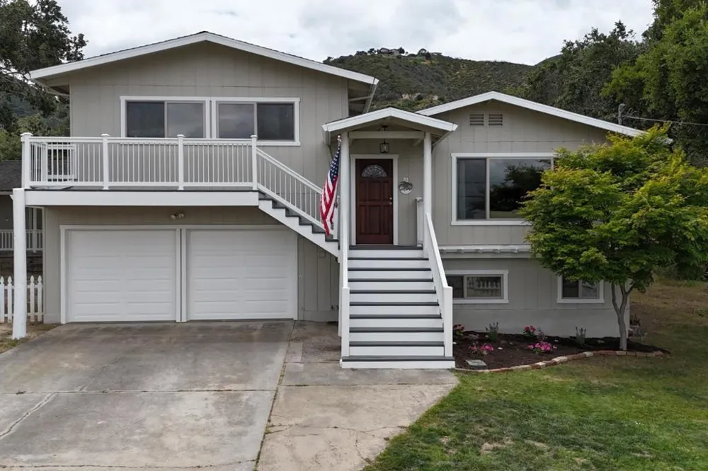 394 Mesa Road Salinas, CA 93908