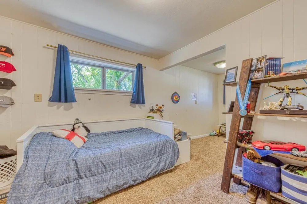 394 Mesa Road Salinas, CA 93908