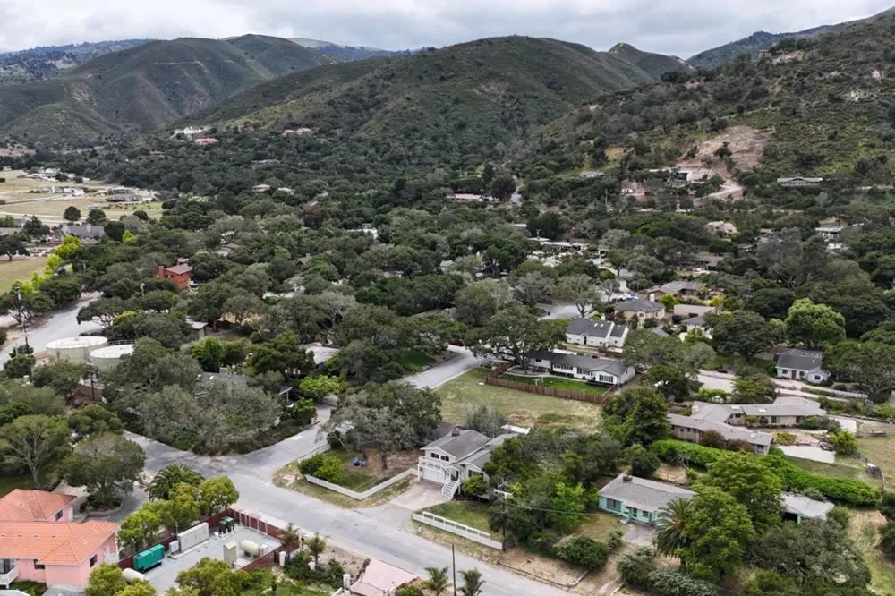 394 Mesa Road Salinas, CA 93908