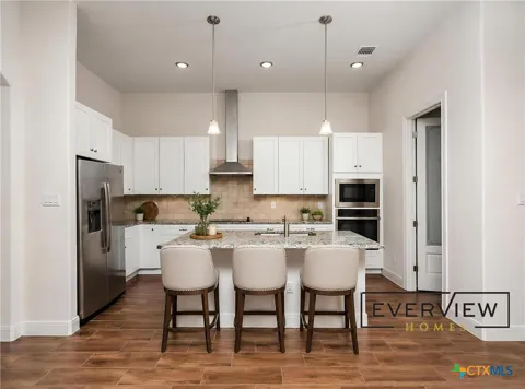 530 Carriage House