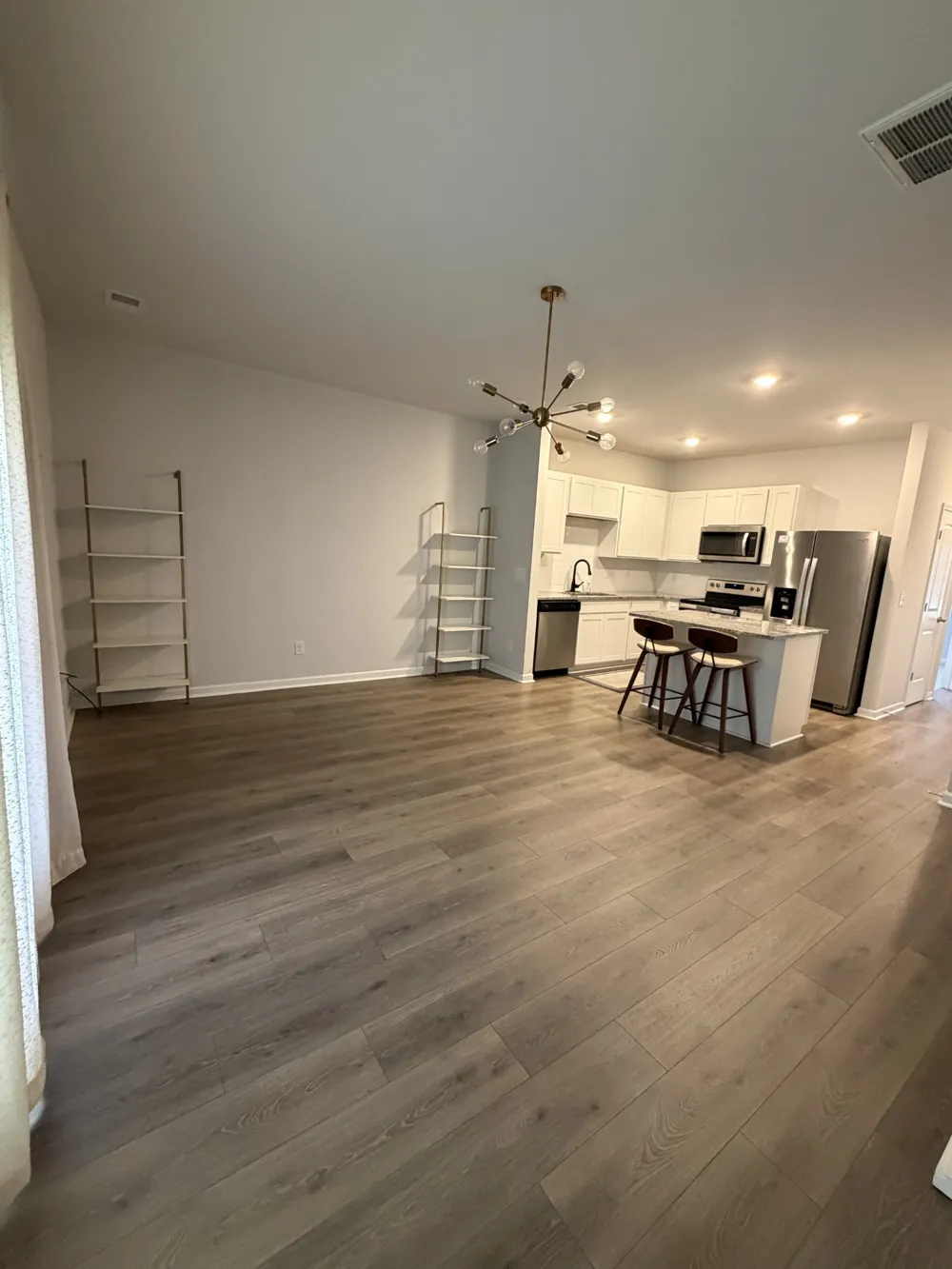 705 Dallas Dr Columbia, TN 38401