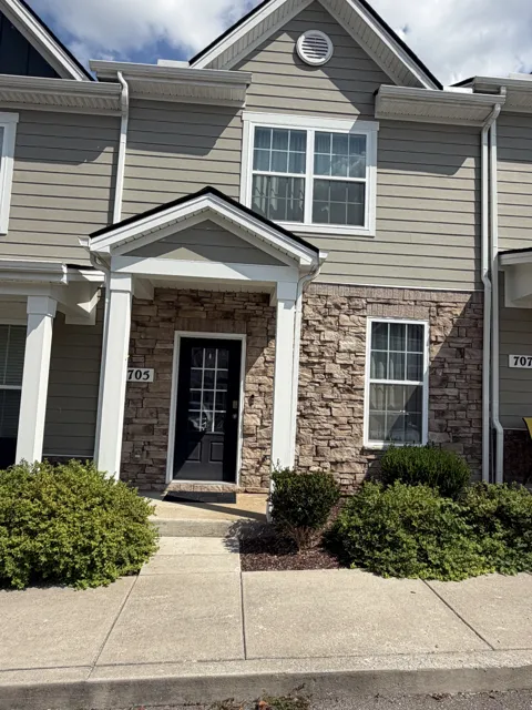 705 Dallas Dr