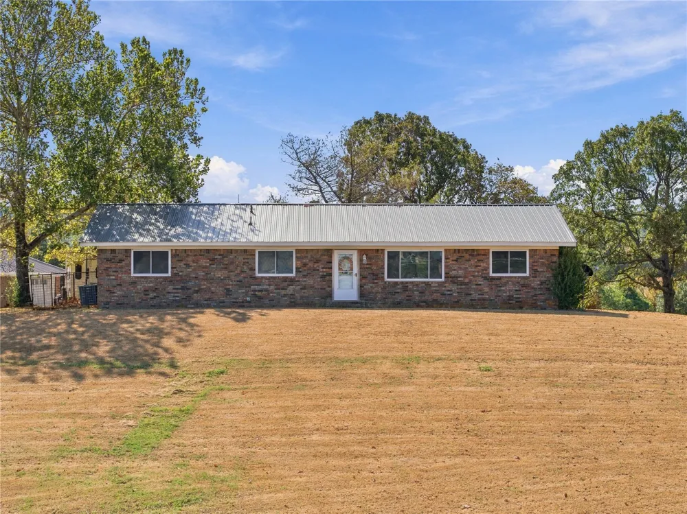 30244 S Highway 71 Quinton, OK 74561