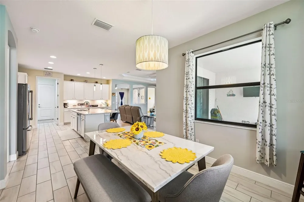 4024 SALIDA DEL SOL DRIVE Sun City Center, FL 33573