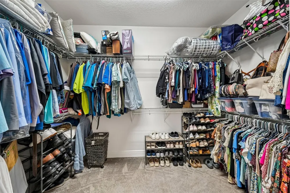 4024 SALIDA DEL SOL DRIVE Sun City Center, FL 33573