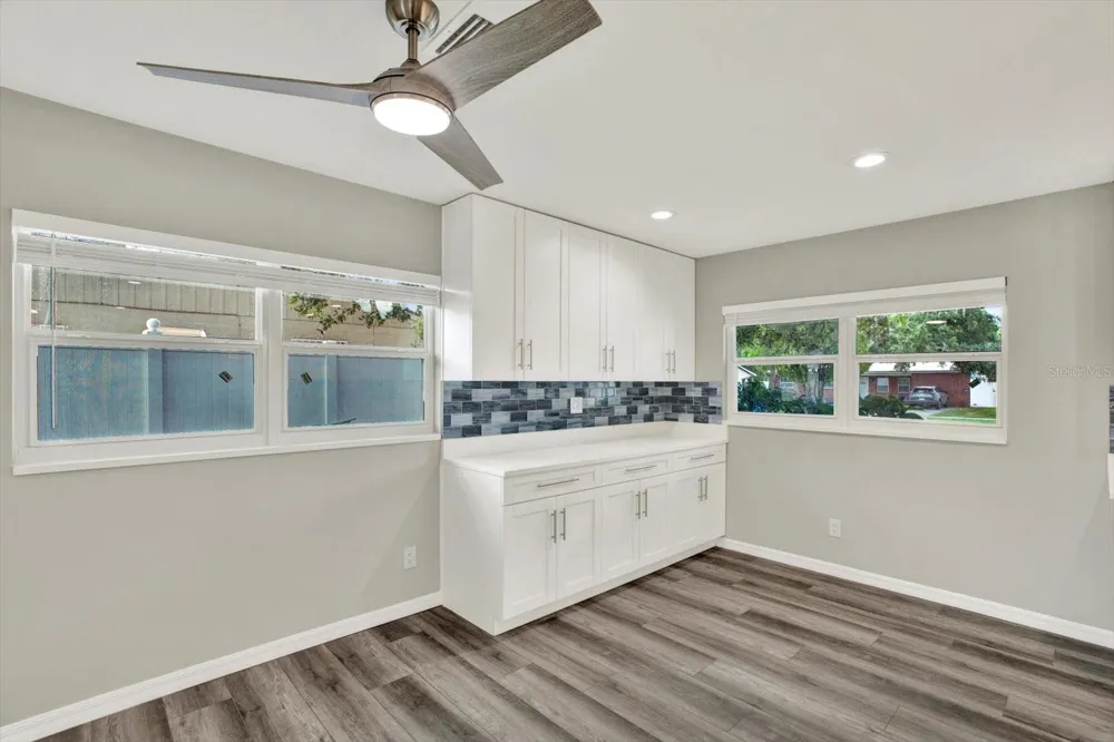 7505 W HENRY AVENUE Tampa, FL 33615