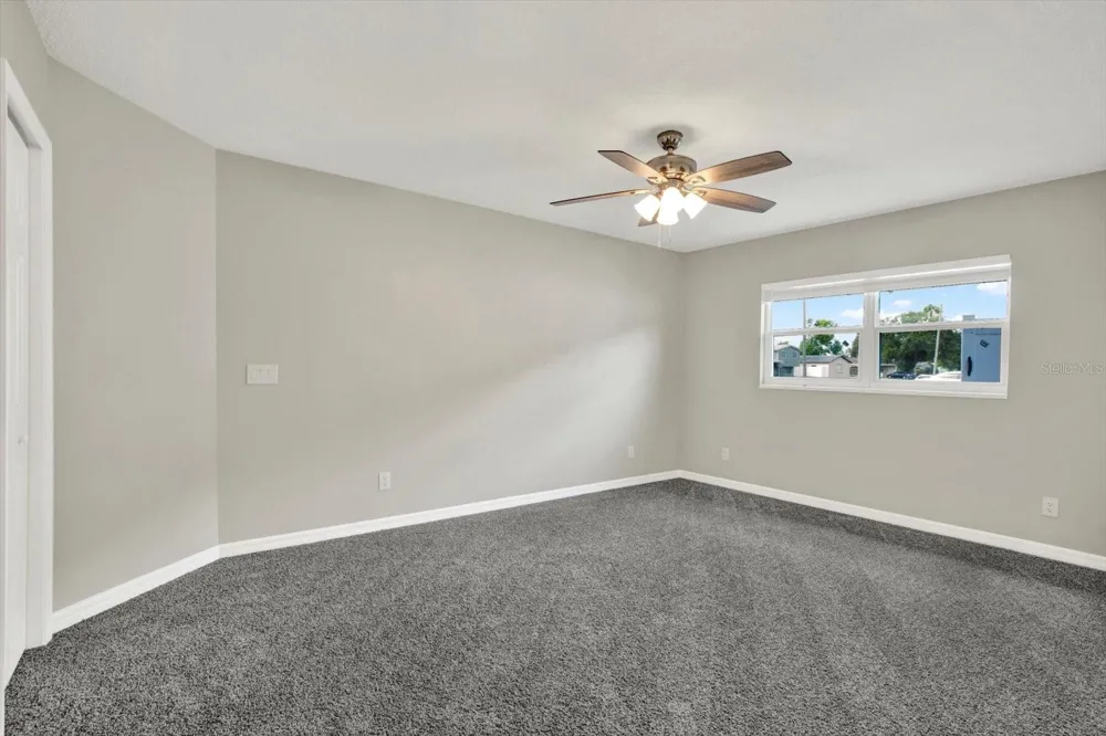 7505 W HENRY AVENUE Tampa, FL 33615
