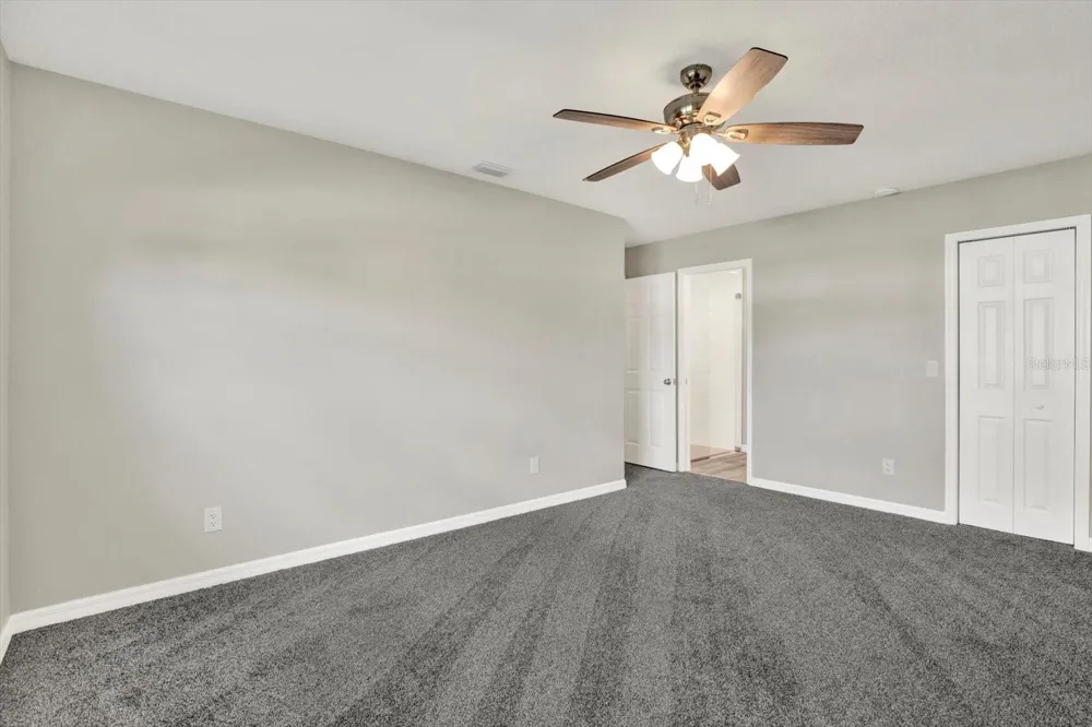 7505 W HENRY AVENUE Tampa, FL 33615