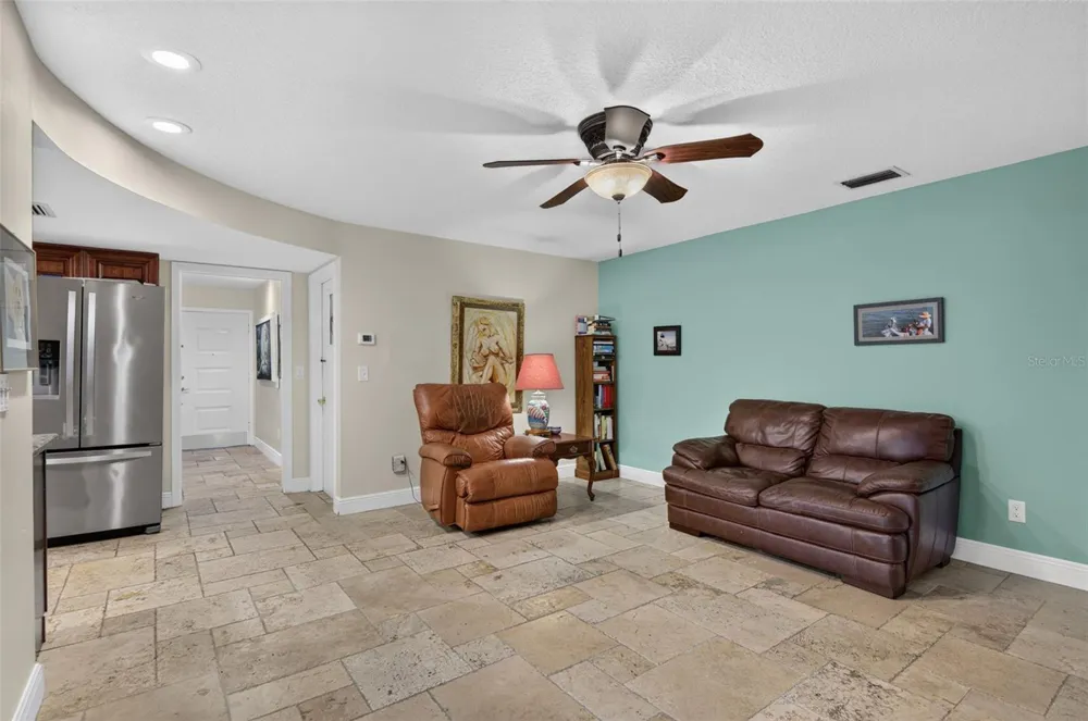 2225 SNEAD AVENUE Dunedin, FL 34698