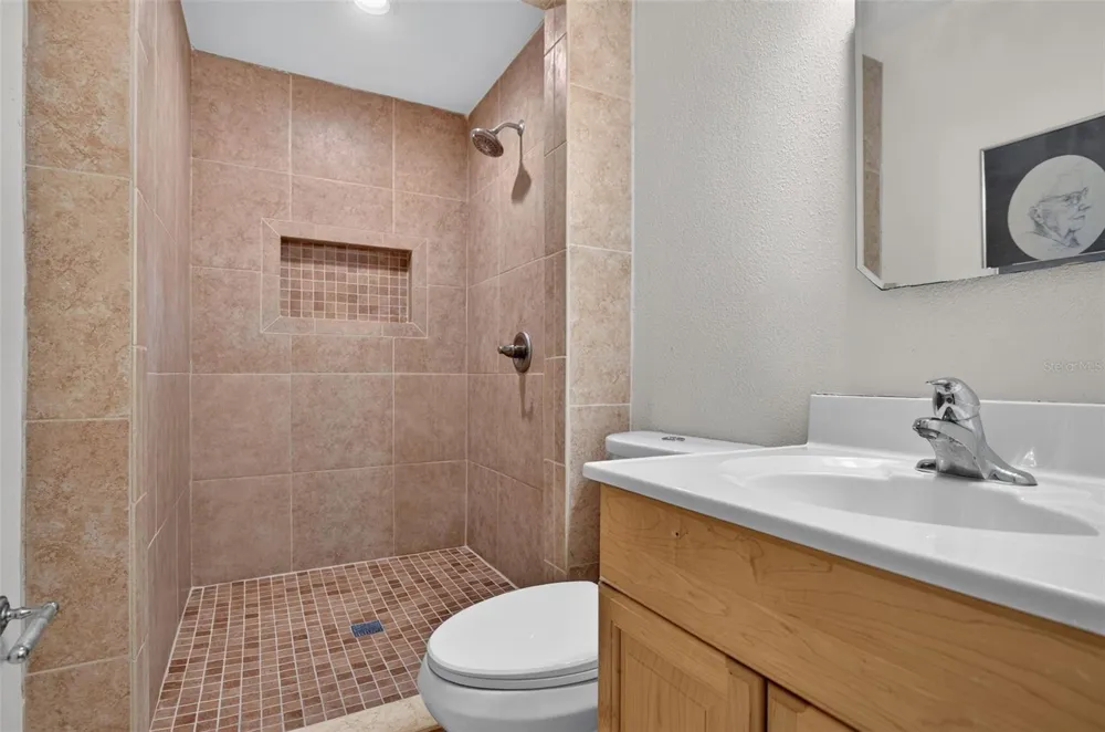 2225 SNEAD AVENUE Dunedin, FL 34698