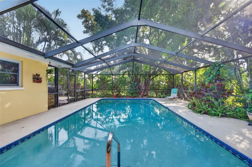 2225 SNEAD AVENUE Dunedin, FL 34698