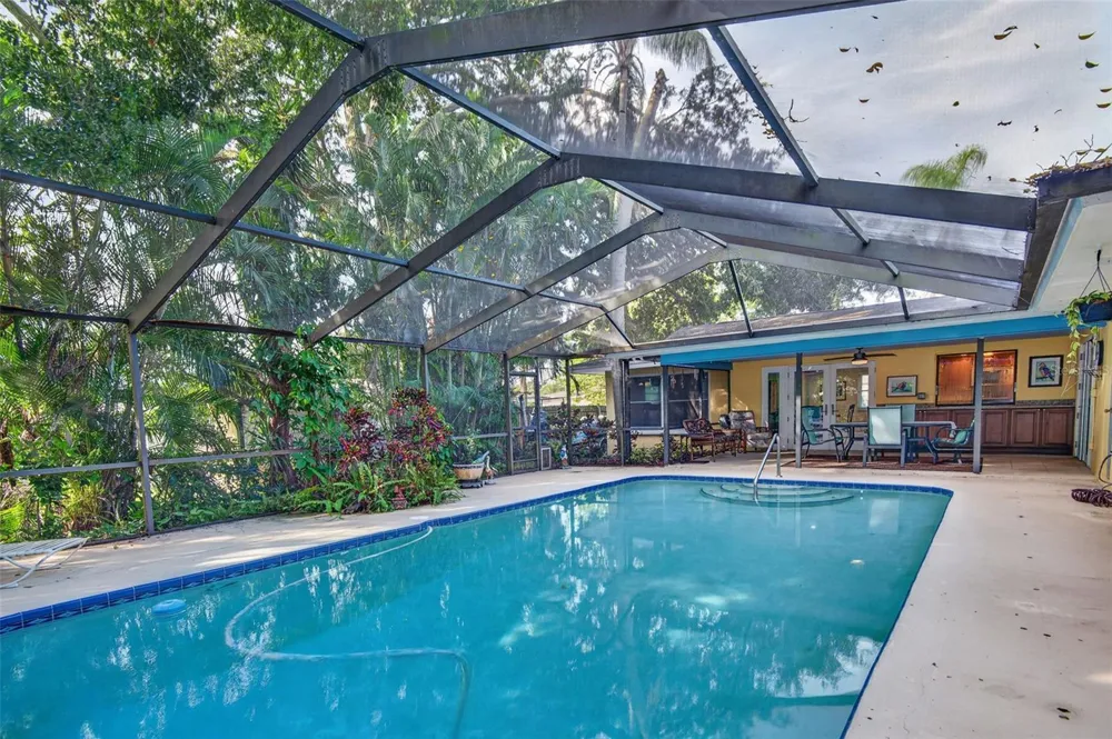 2225 SNEAD AVENUE Dunedin, FL 34698