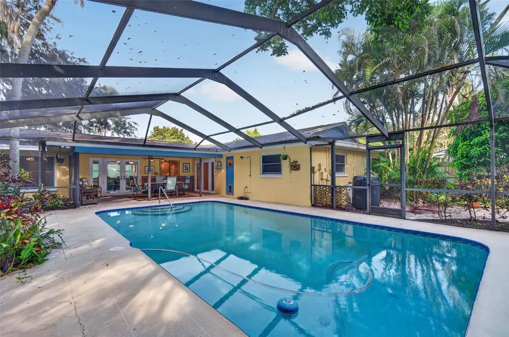 2225 SNEAD AVENUE Dunedin, FL 34698