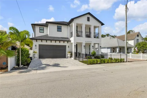 309 JULIA STREET