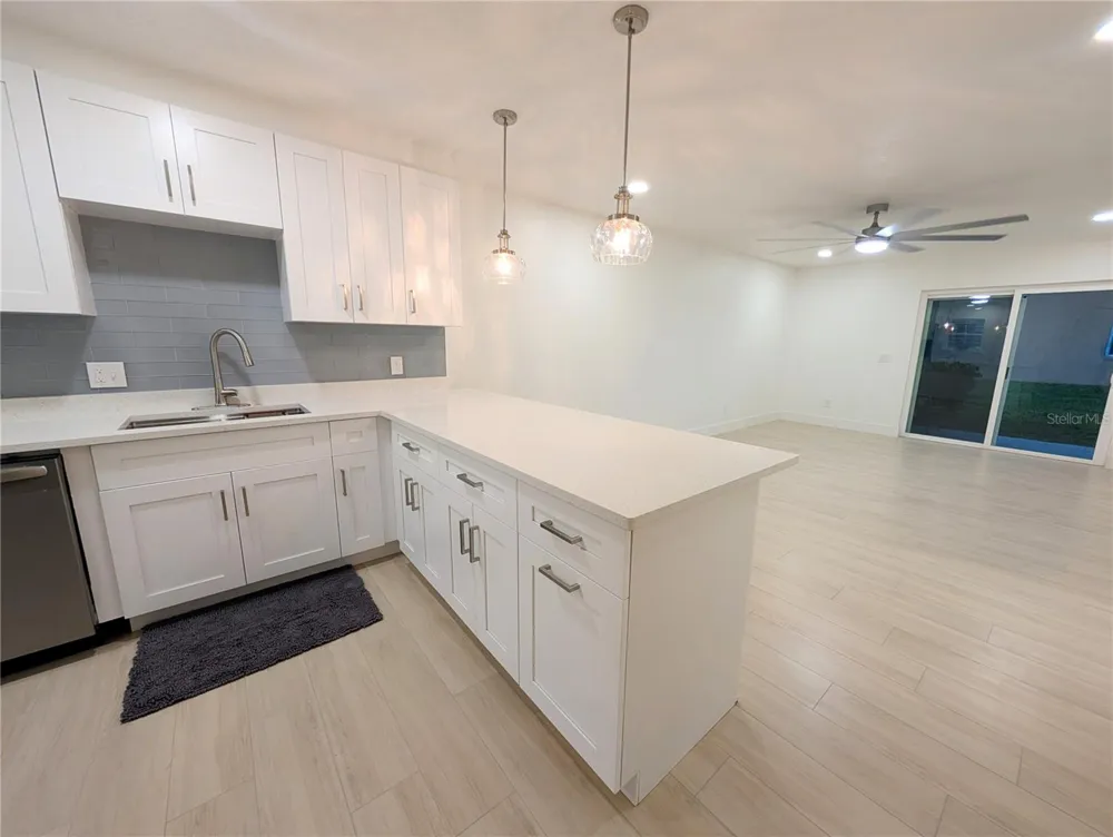 4507 S OAK DRIVE #P31 Tampa, FL 33611