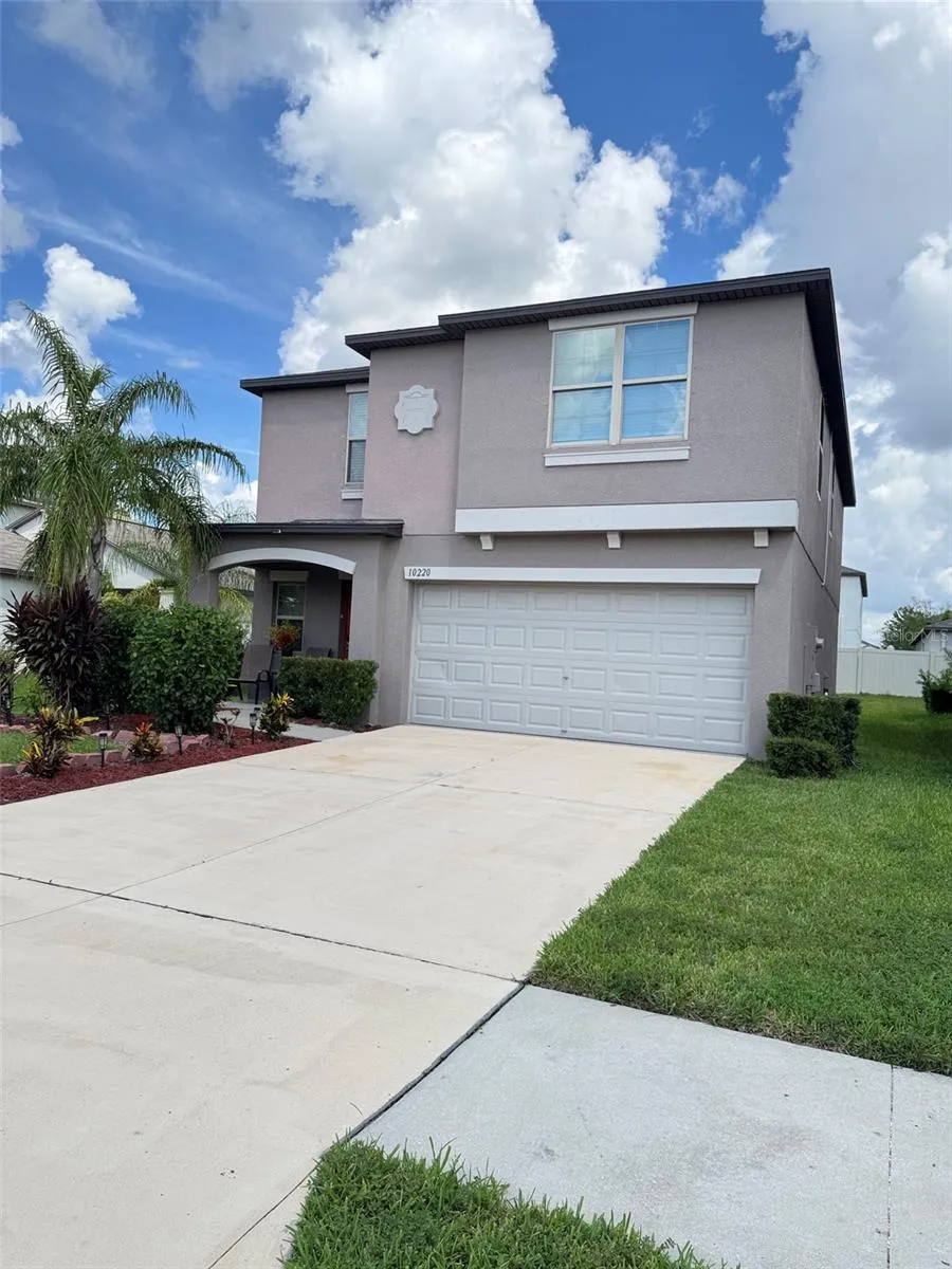 10220 HAPPY HEART AVENUE Riverview, FL 33578