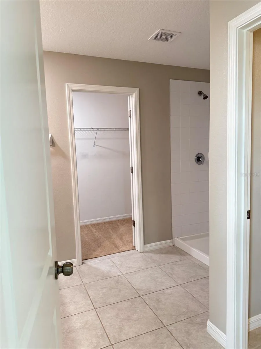 10220 HAPPY HEART AVENUE Riverview, FL 33578