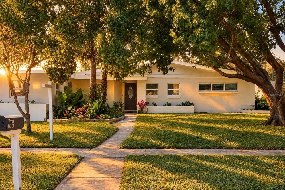 1057 CALUMET STREET Clearwater, FL 33755