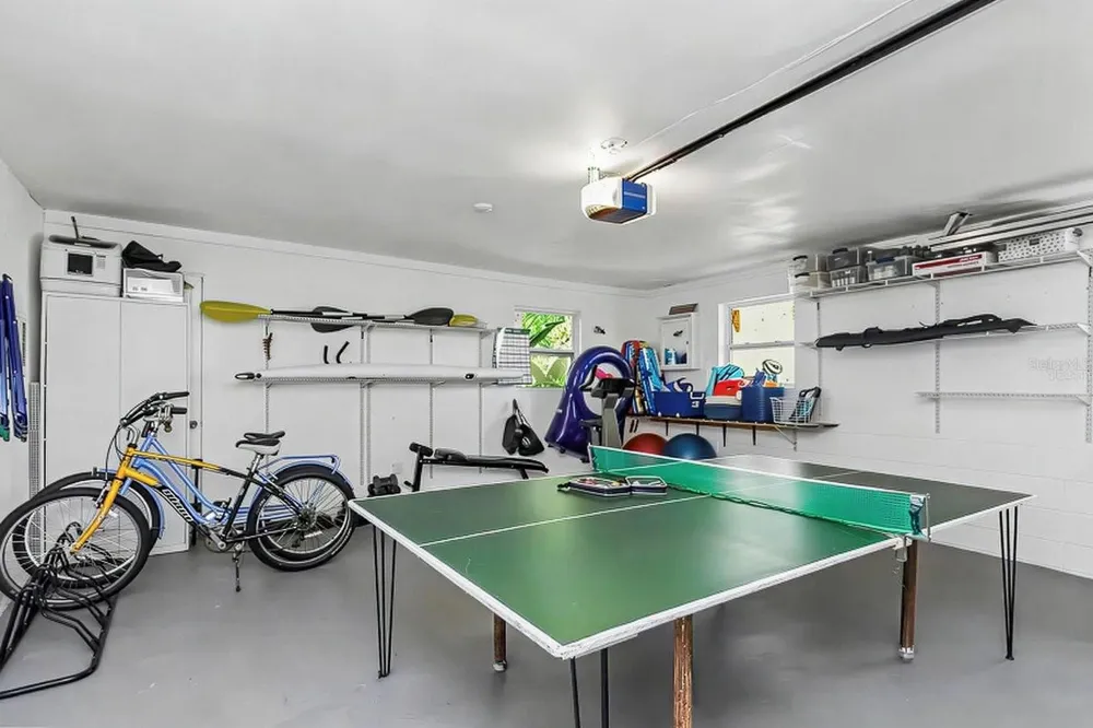 1057 CALUMET STREET Clearwater, FL 33755