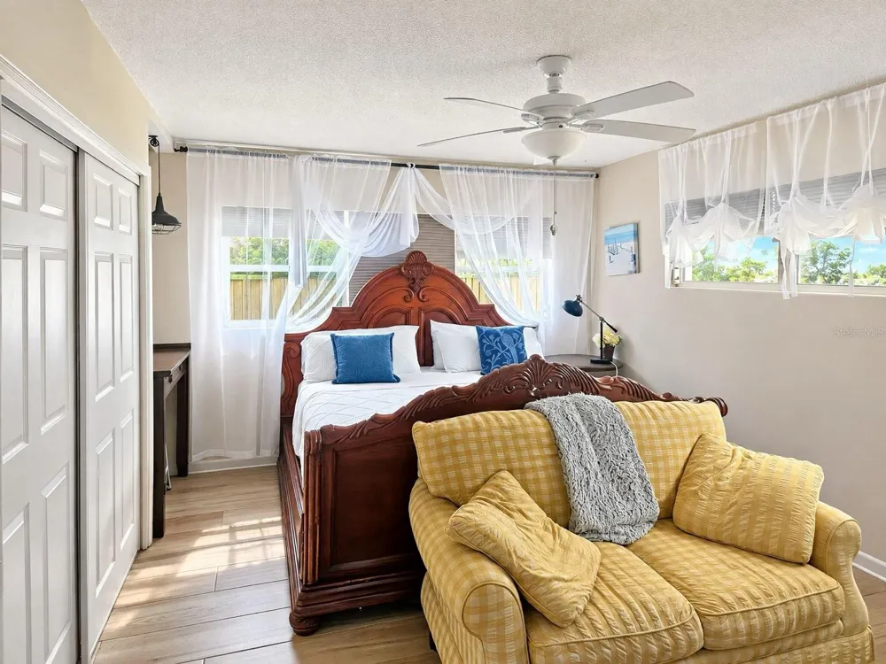 1057 CALUMET STREET Clearwater, FL 33755