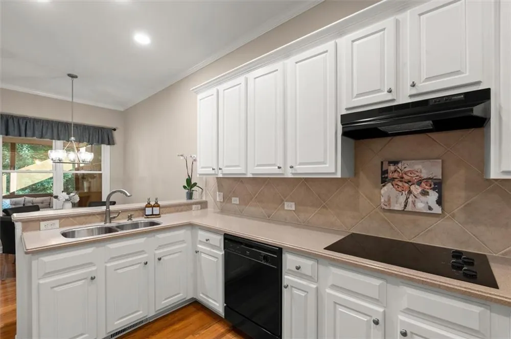 3105 Village Green Drive Roswell, GA 30075
