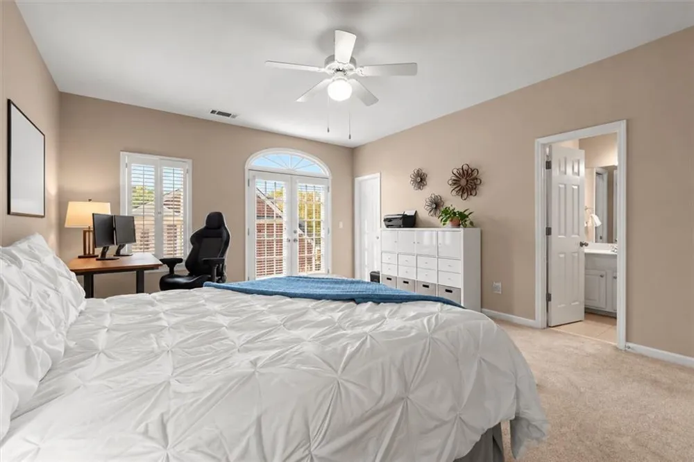 3105 Village Green Drive Roswell, GA 30075