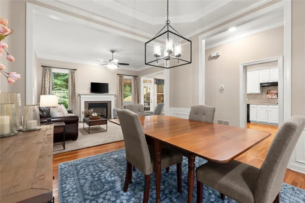 3105 Village Green Drive Roswell, GA 30075