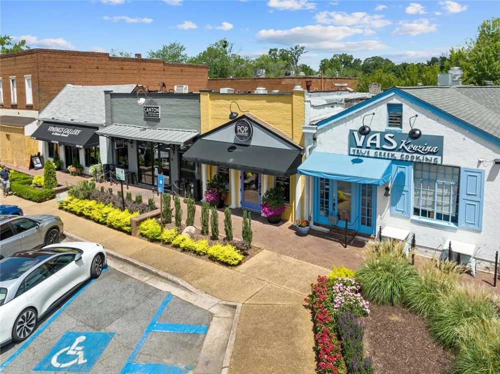 3105 Village Green Drive Roswell, GA 30075