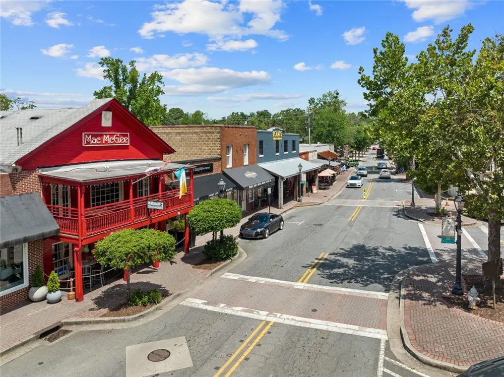 3105 Village Green Drive Roswell, GA 30075
