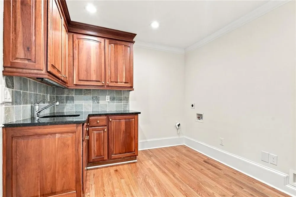 1761 E Gate Drive Stone Mountain, GA 30087