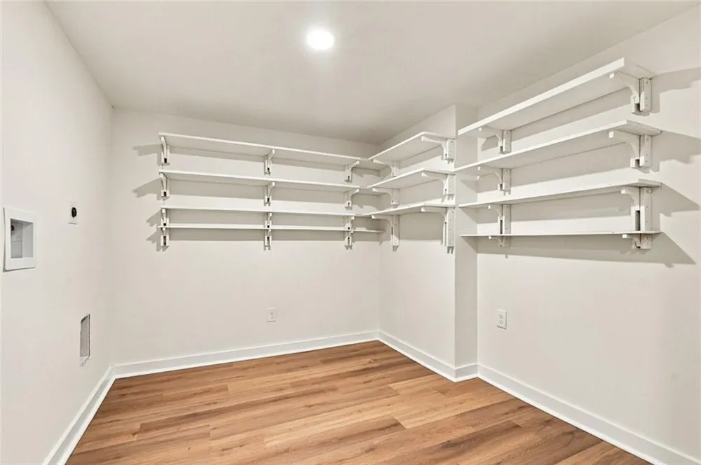 1761 E Gate Drive Stone Mountain, GA 30087