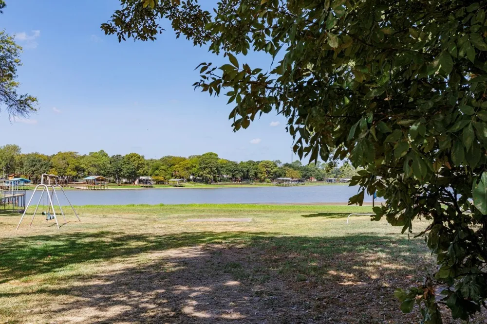 138 Erie Street Gun Barrel City, TX 75156