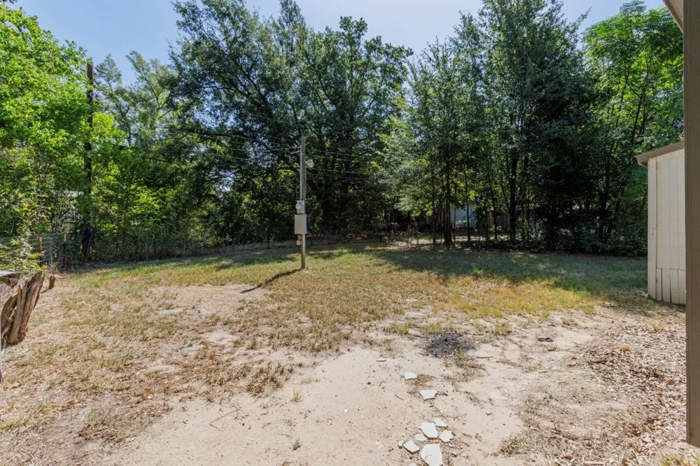 138 Erie Street Gun Barrel City, TX 75156